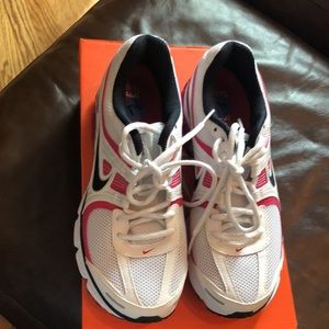 RETRO NIKE FITSOLES 2